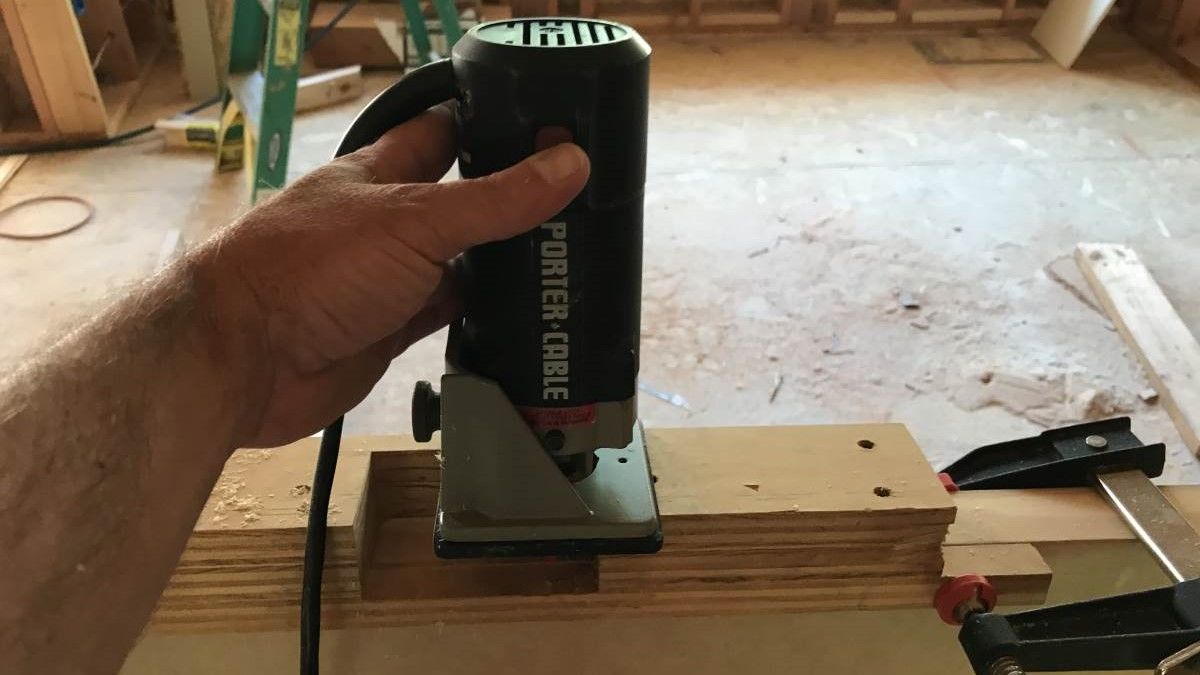 How To Put Hinges on a Door Slab